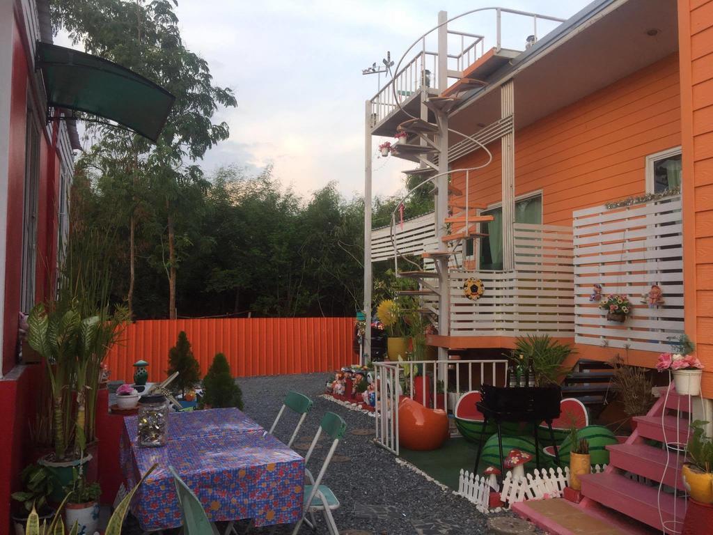 Follow Dream Resort Nakhon Ratchasima Exterior photo