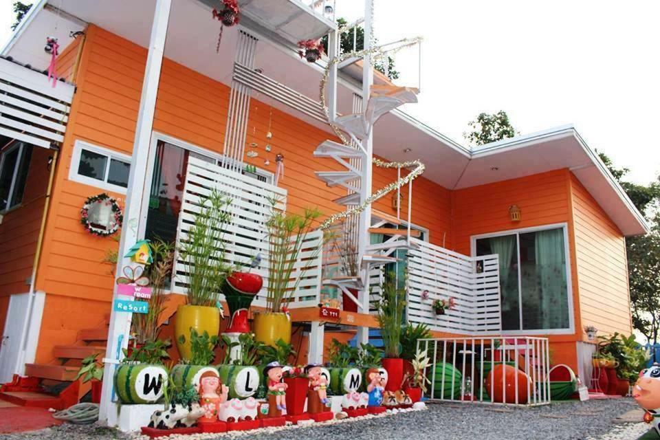 Follow Dream Resort Nakhon Ratchasima Exterior photo